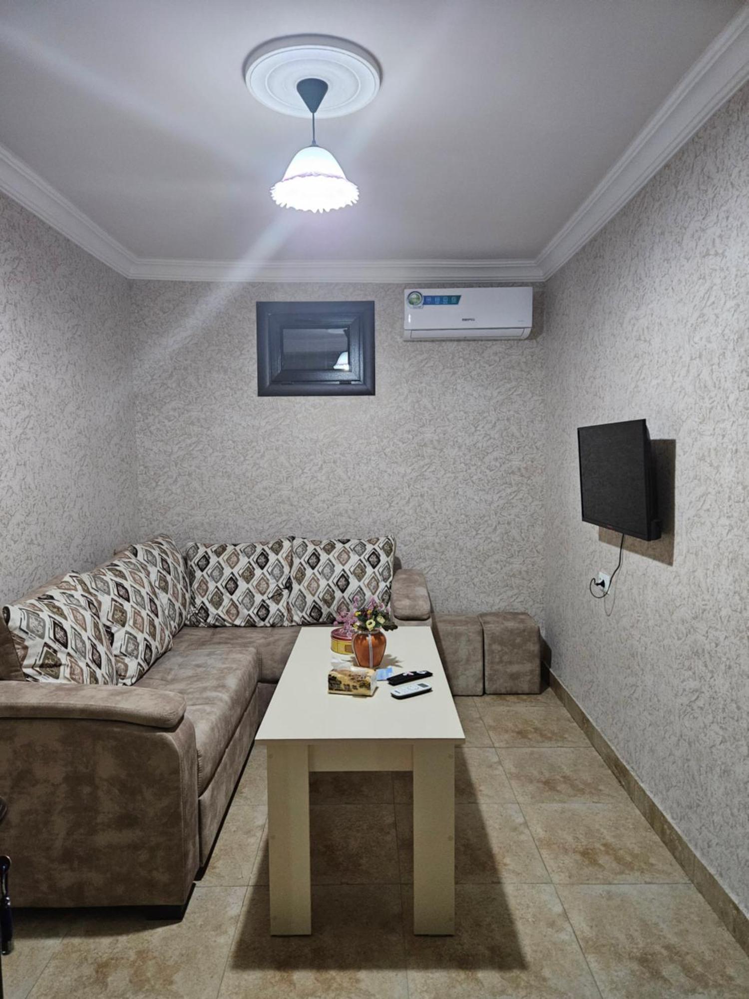 Galstyans Hotels Zvartnots Airport P'arak'ar Экстерьер фото